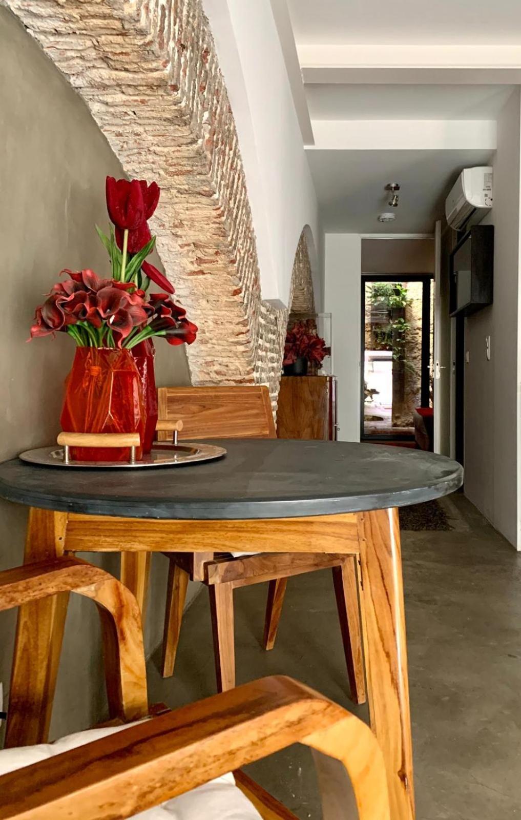 Old Stables Chiado - 2 Bedroom In The Heart Of Lisabona Exterior foto